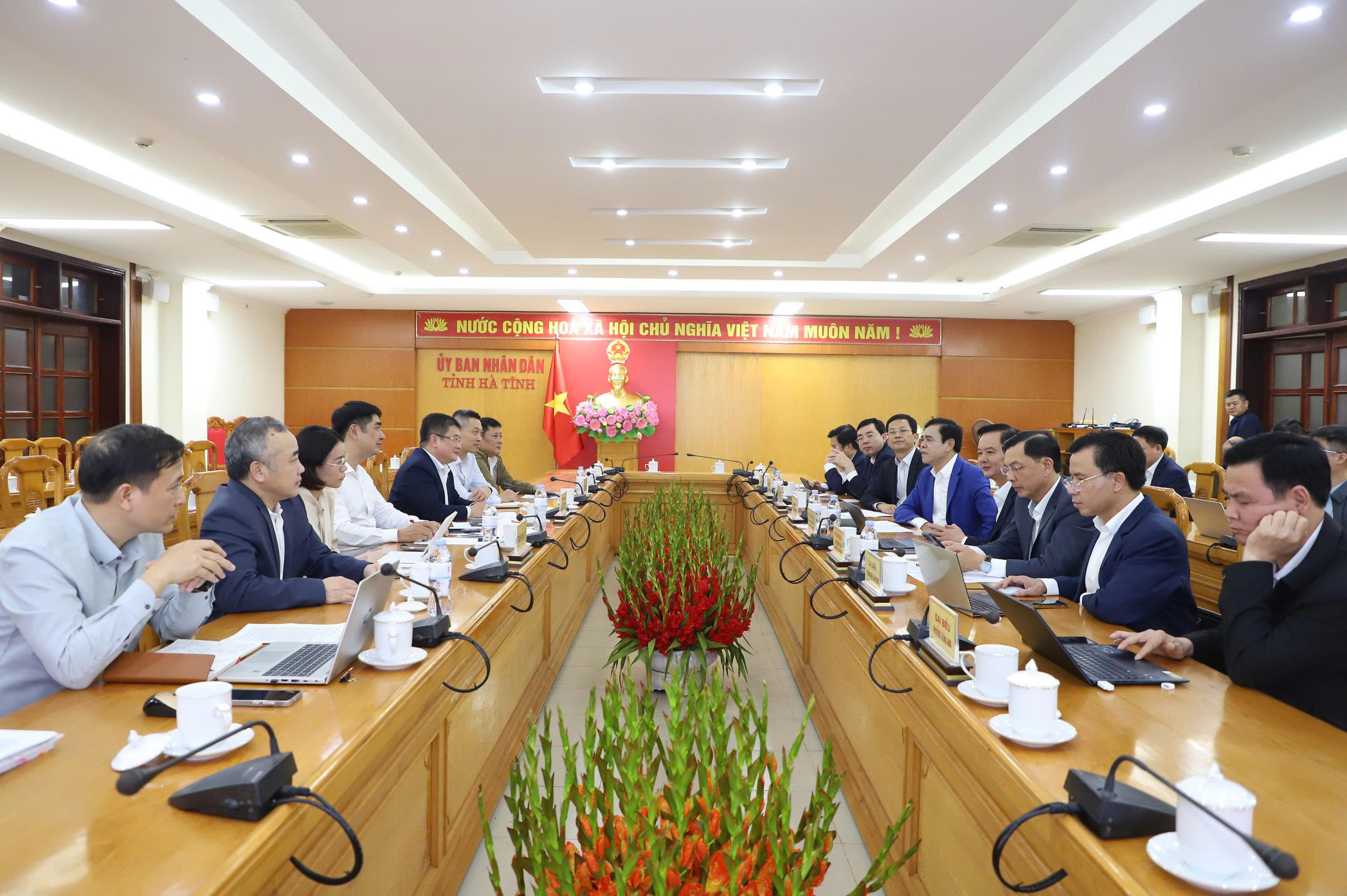 SCIC làm việc với Hà Tĩnh về đầu tư Dự án cao tốc Vũng Áng – Cha Lo