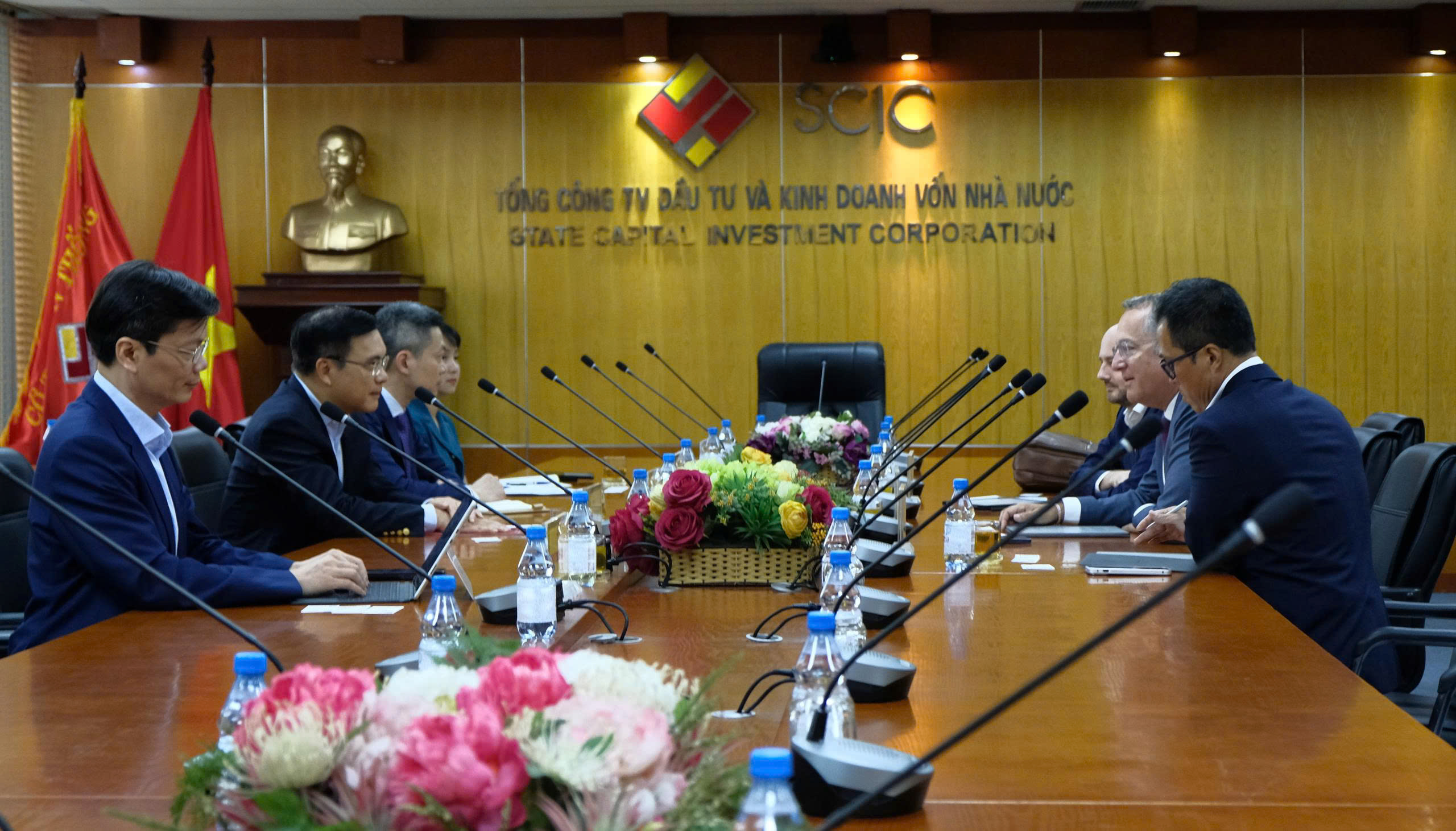 SCIC tiếp và làm việc với đoàn công tác của Công ty Tư vấn Roland Berger (CHLB Đức)