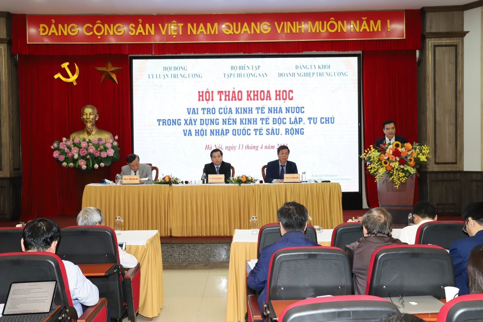 Tiếp tục khẳng định vị trí, vai trò chủ đạo của kinh tế nhà nước